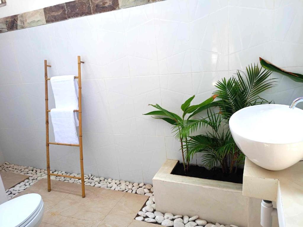 Bintang Tiga Bungalows Gili Air的一间浴室