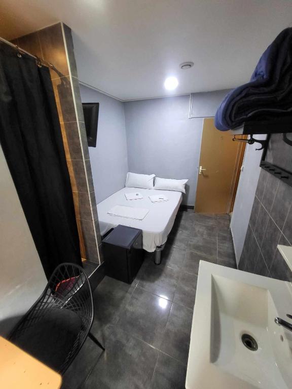 
Double Room with Shared Toilet
