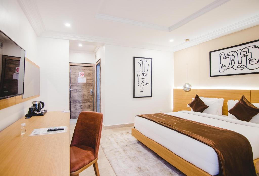 Postel nebo postele na pokoji v ubytování BON Hotel Imperial