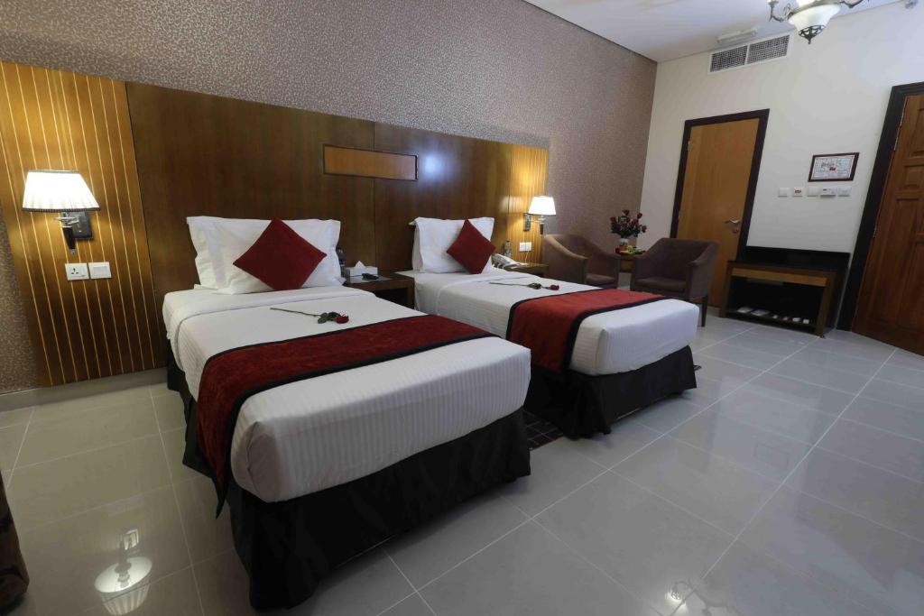 City Tower Hotel - Studio King Ou Twin