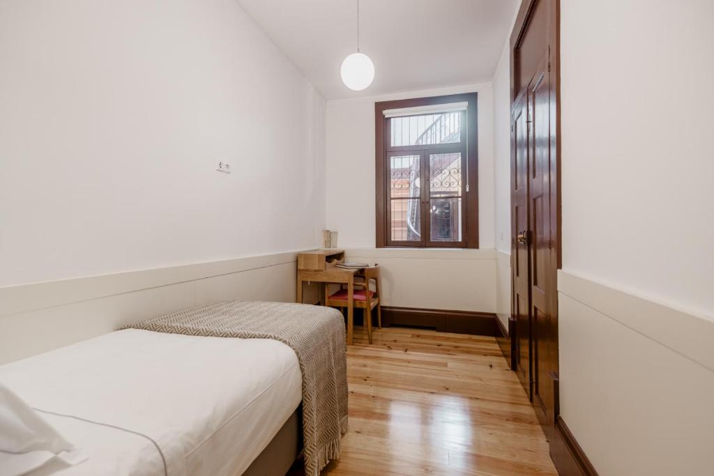 Alado Guesthouse - 1