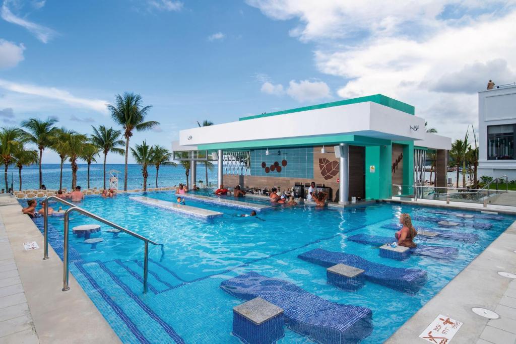 Bassein majutusasutuses Riu Ocho Rios - All Inclusive või selle lähedal