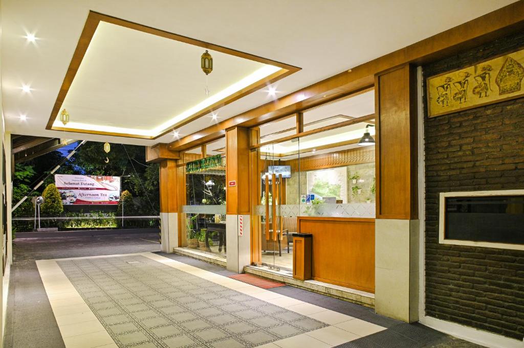 Vstupní hala nebo recepce v ubytování Paku Mas Hotel