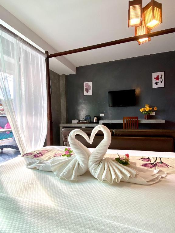 Lanta Just Come Bungalow - 17