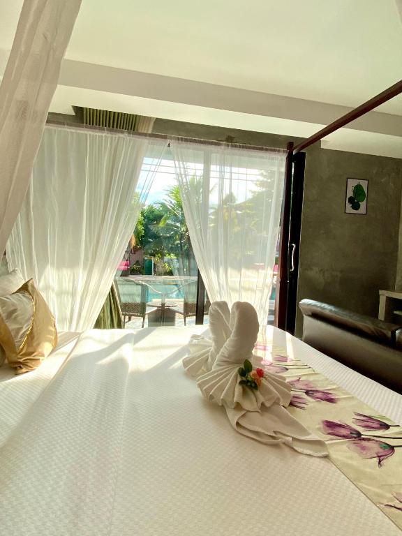 Lanta Just Come Bungalow - 16