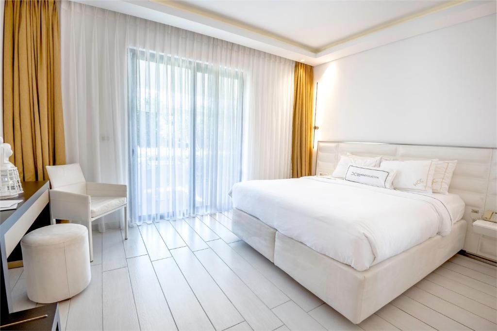 Diamond Deluxe Hotel - Adults Only & Spa - 4