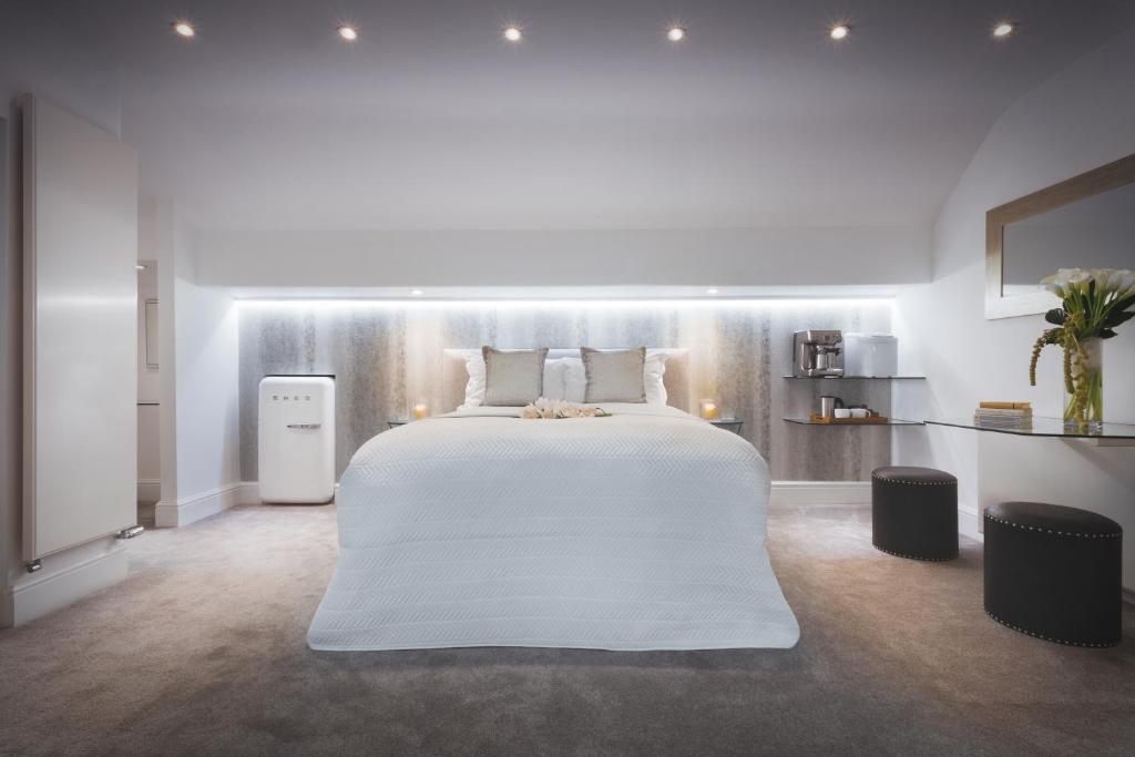 Aphrodites Group - Luxury Hot Tub Suites in Central Lake District! - Resim 44