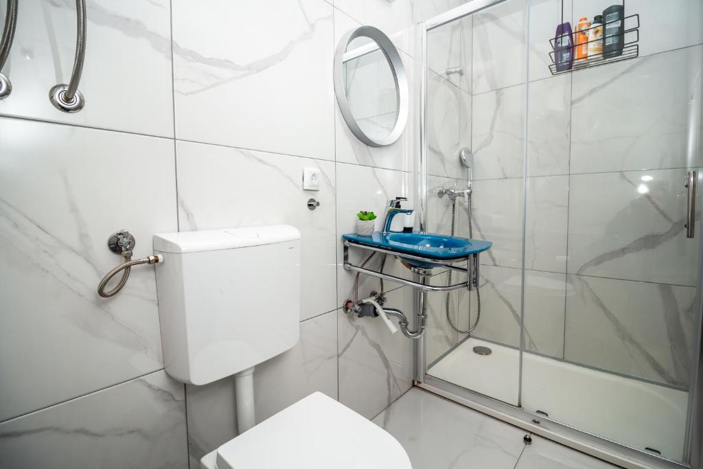 Studioapartment Black & White - 13