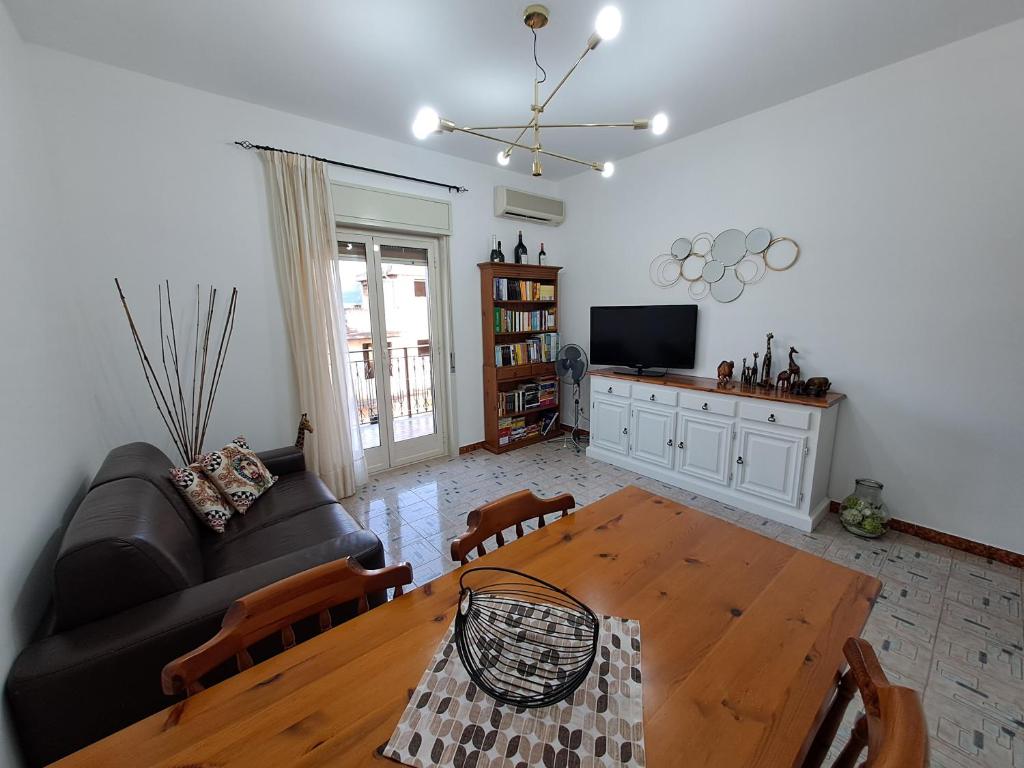 Μια τηλεόραση ή/και κέντρο ψυχαγωγίας στο Ricky House