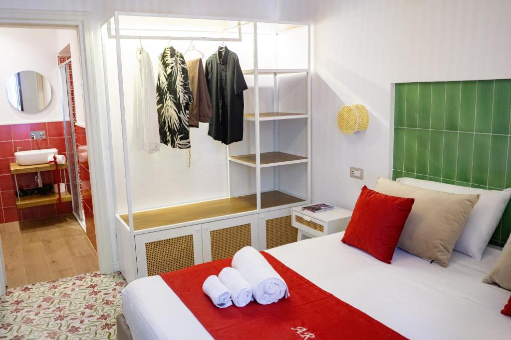 Postel nebo postele na pokoji v ubytování Alya Rooms
