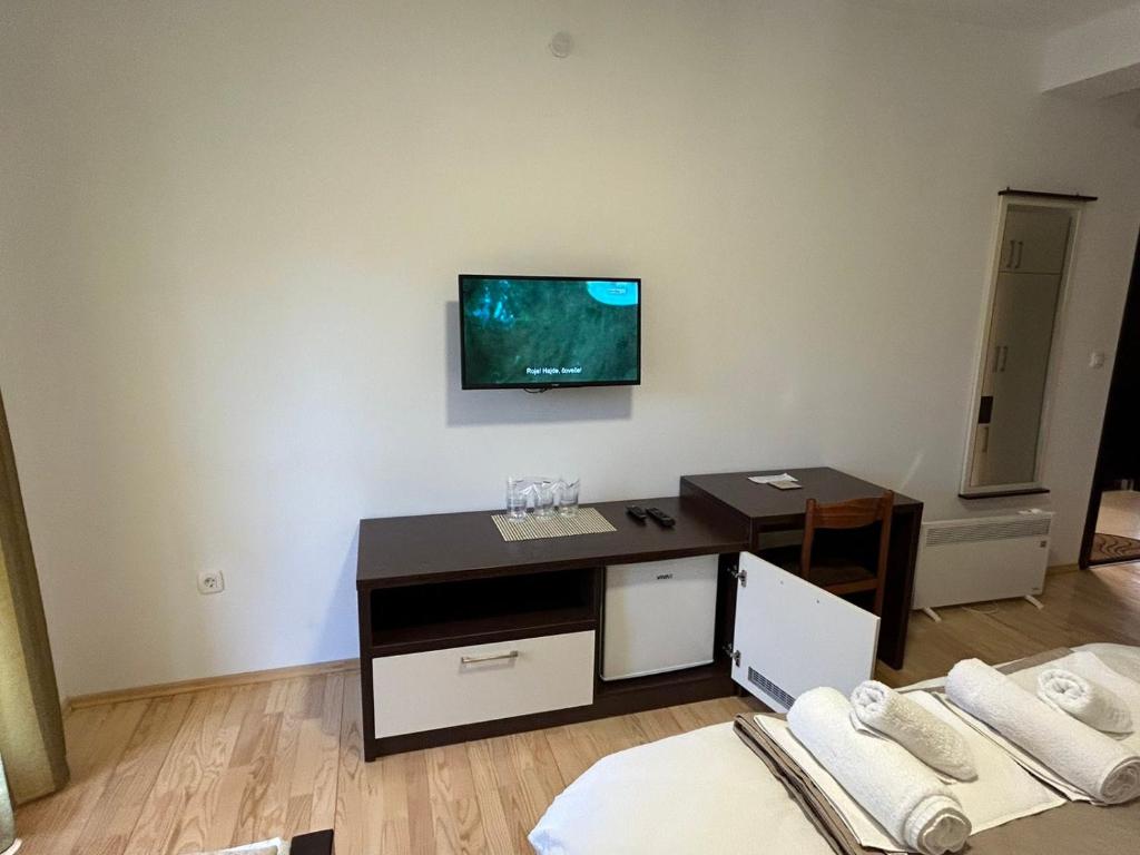 TV a/nebo společenská místnost v ubytování Vignjišta