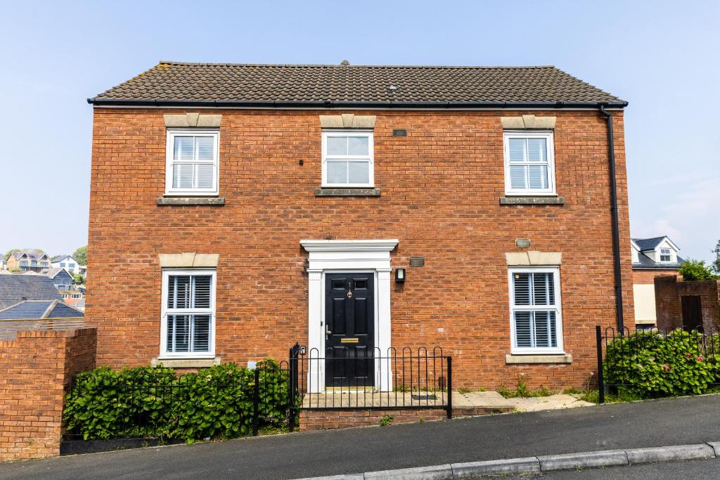 Limeslade House in Mumbles Family & Dog Friendly, The Mumbles (updated prices 2024)