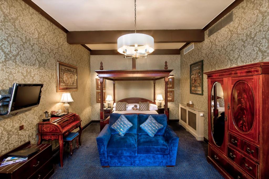 Langley Castle Hotel - 