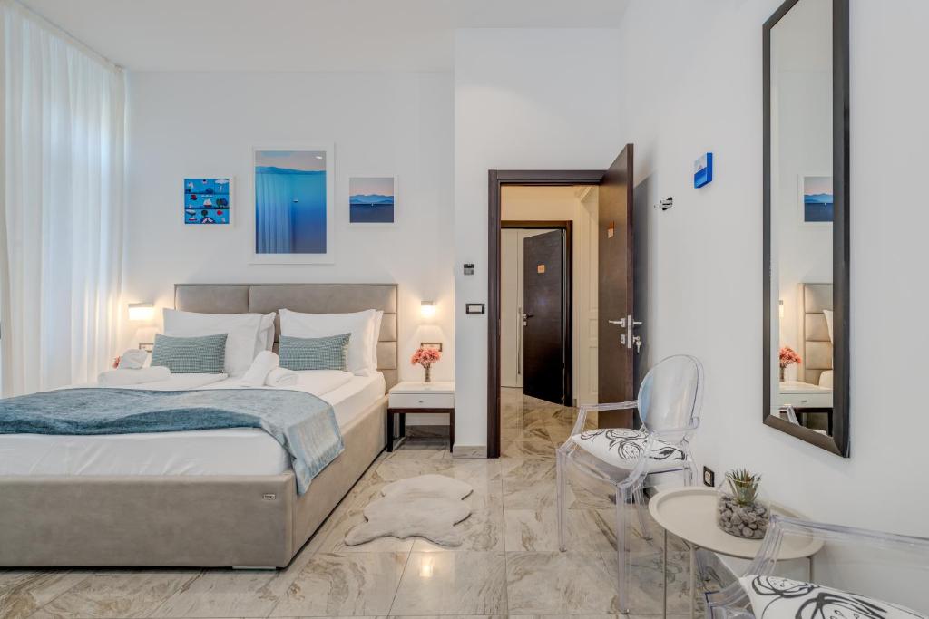 Tango Luxury Rooms - 10