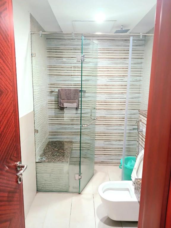 3 Bed Furnished Luxurious Apartment DHA LAHORE PHASE 4, Lahore