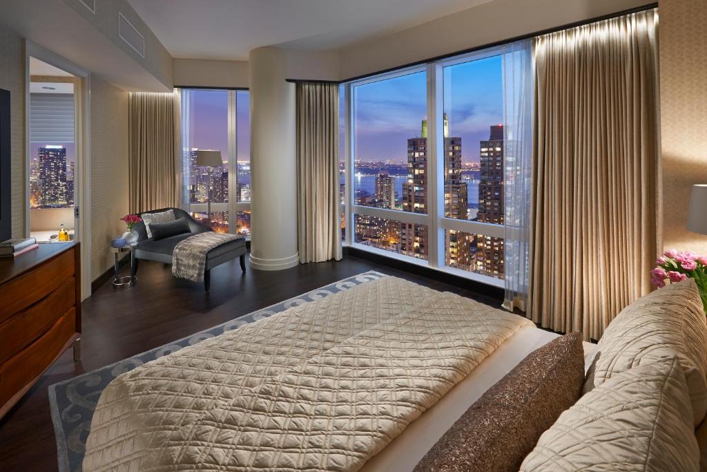 Mandarin Oriental, New York, New York (updated prices 2026)