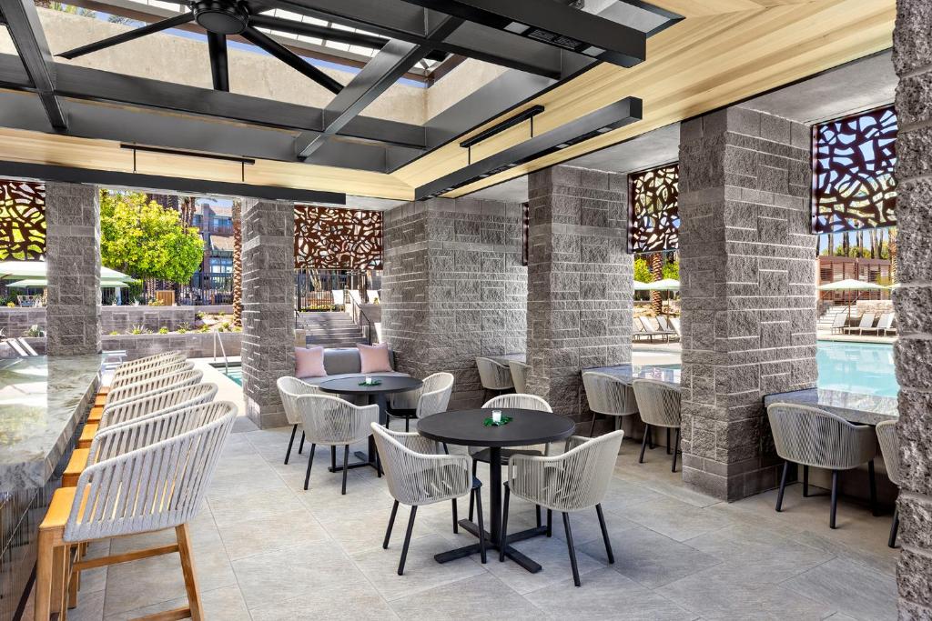 Restaurace v ubytování Grand Hyatt Scottsdale Resort