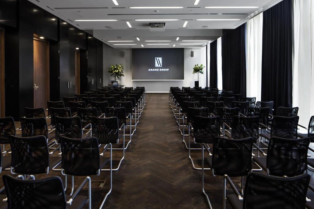 Área de negócios e/ou sala de conferências em Hotel AMANO Grand Central