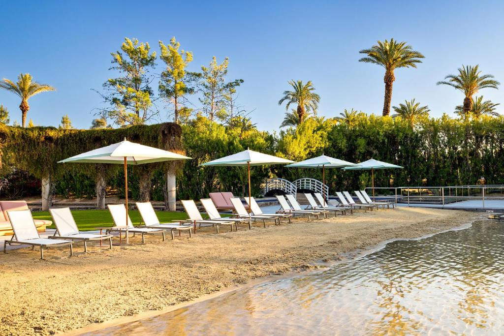 Bazén v ubytování Grand Hyatt Scottsdale Resort nebo v jeho okolí