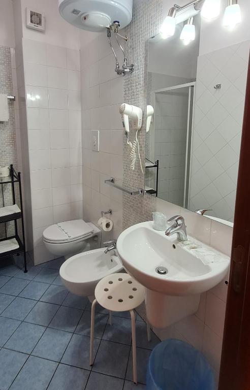Koupelna v ubytování L'ISOLA AeR B&B