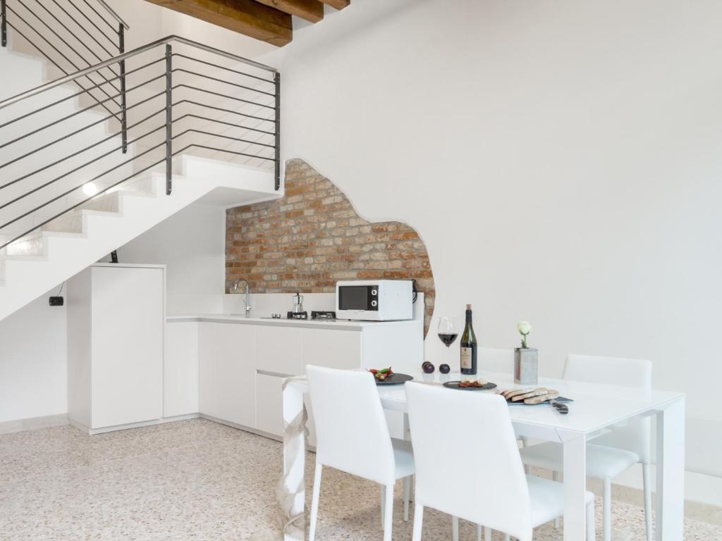 Kuchyň nebo kuchyňský kout v ubytování Residence Le Bugne