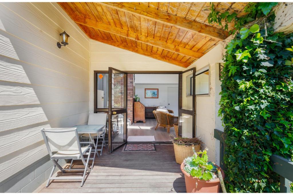 Posezení v ubytování Palm Beach Tranquil B&B