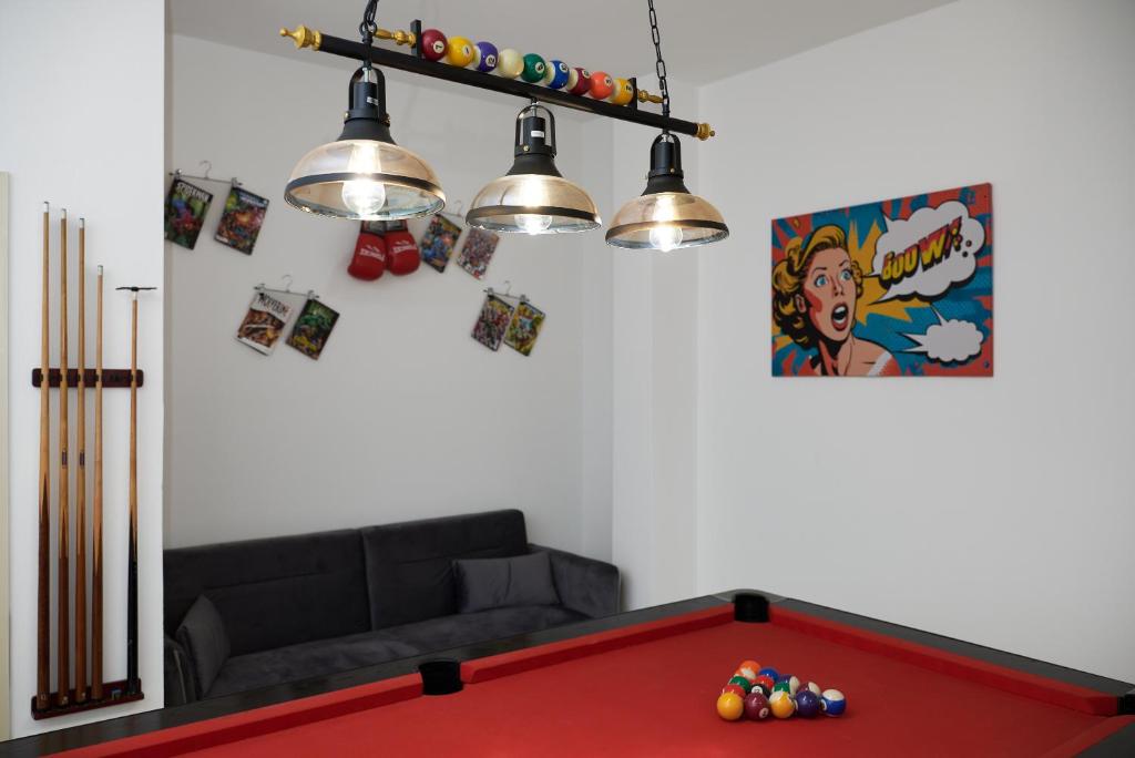 Biliár nebo kulečník v ubytování Estia Project, Leisure - Billiards - Jacuzzi