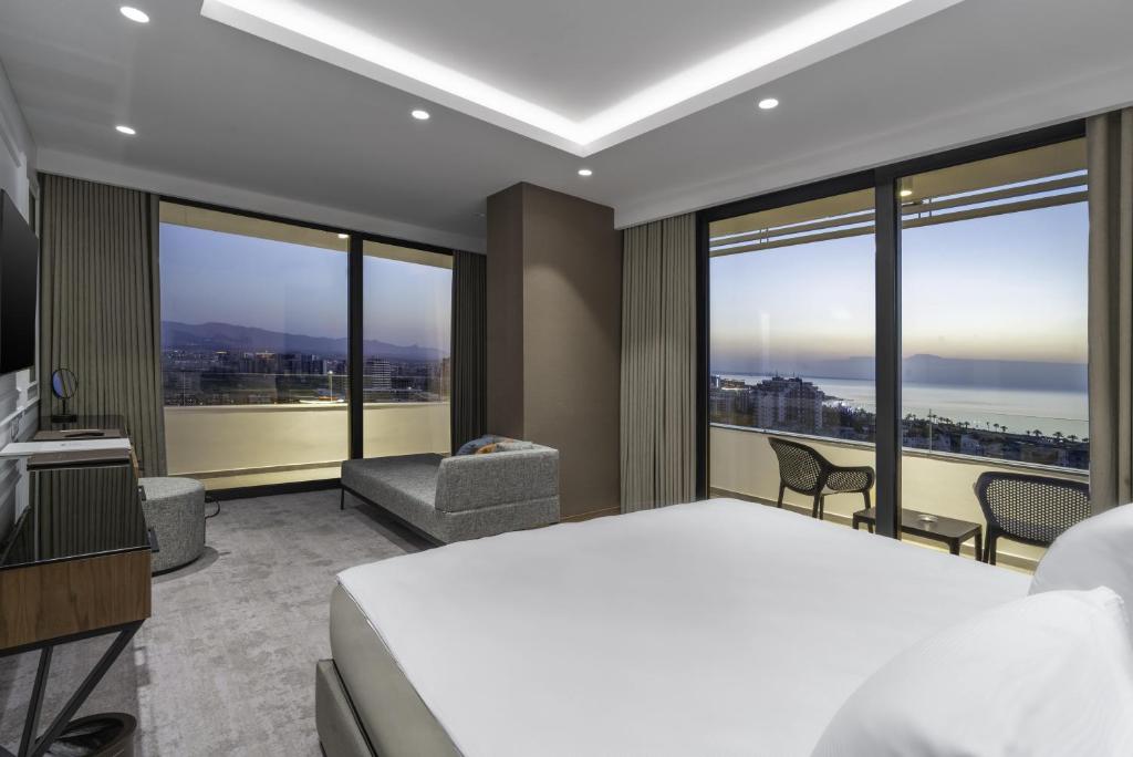 Grand Sapphire Resort & Casino - Junior Suite