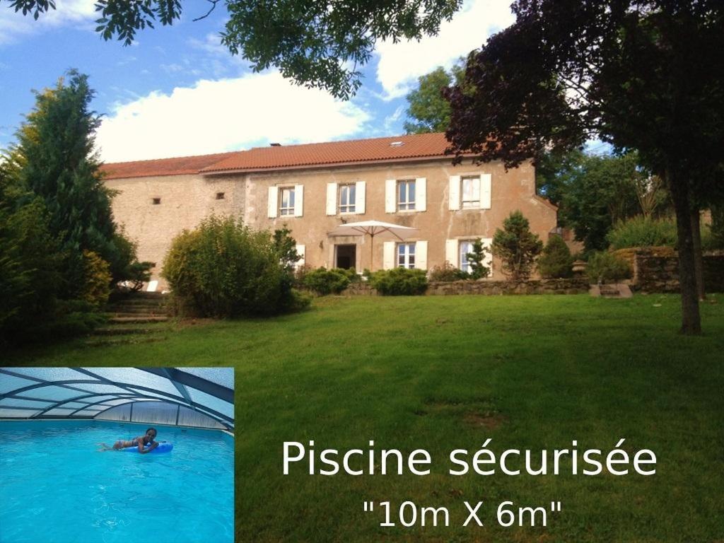 une photo d'une maison et d'une personne dans une piscine dans l'établissement Domaine Sainte Germaine 8pers, à Luc
