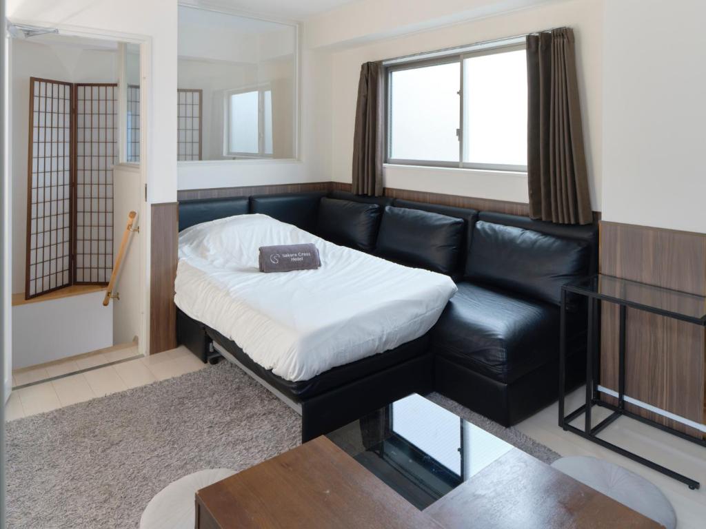 Sakura Cross Hotel Ueno Iriya - Two Bedroom (6 Adults)