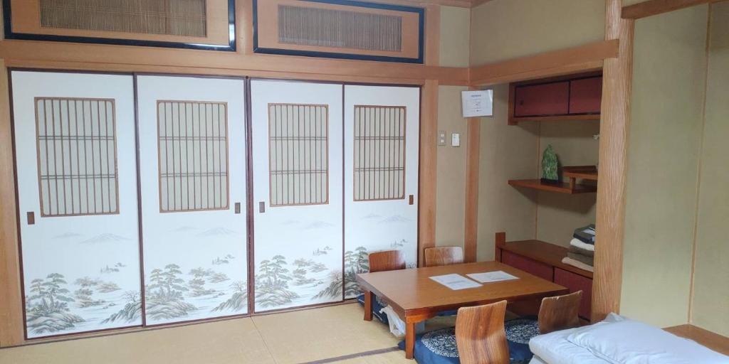 Kuchyň nebo kuchyňský kout v ubytování Guest House WA