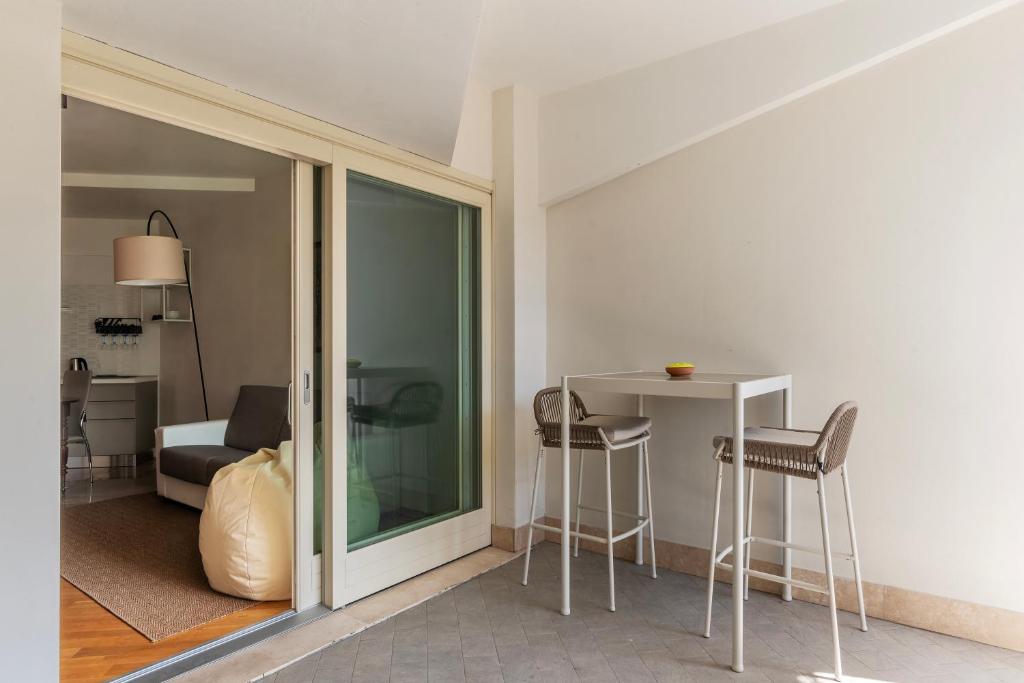 GuestHost - Porta Portese Modern Terrace Apartment