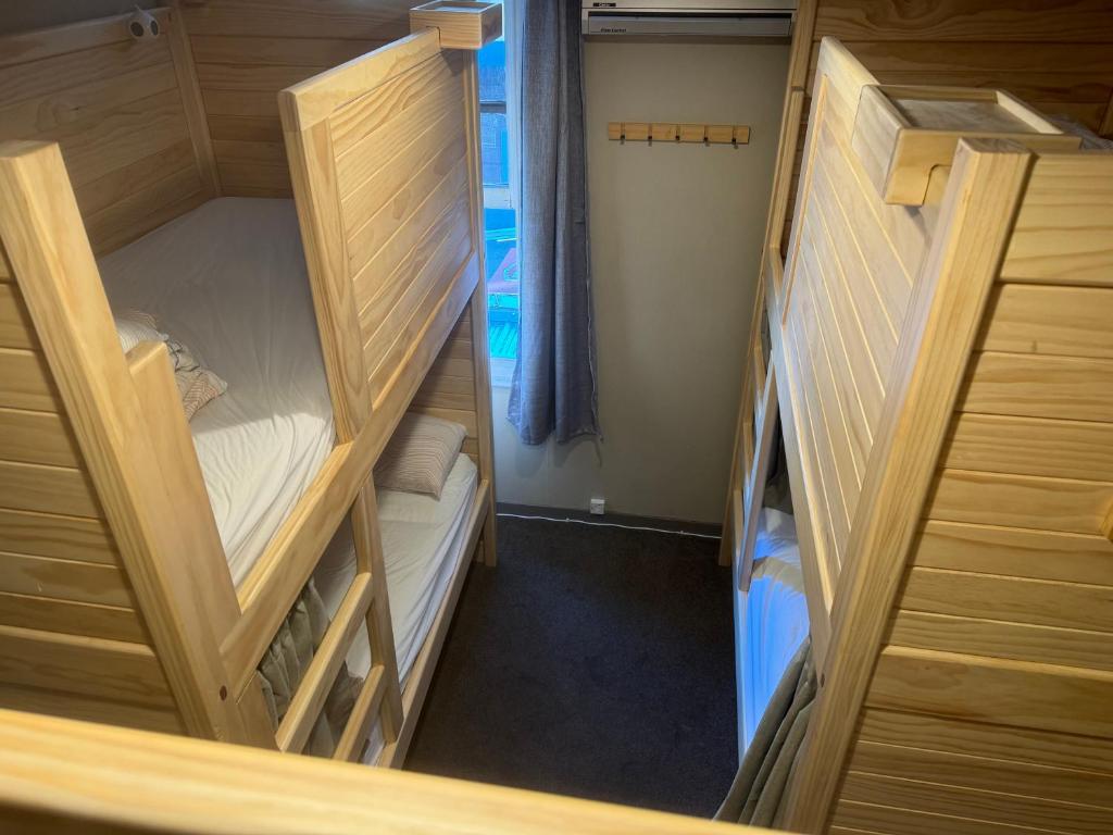 UpTown Backpackers - Resim 38