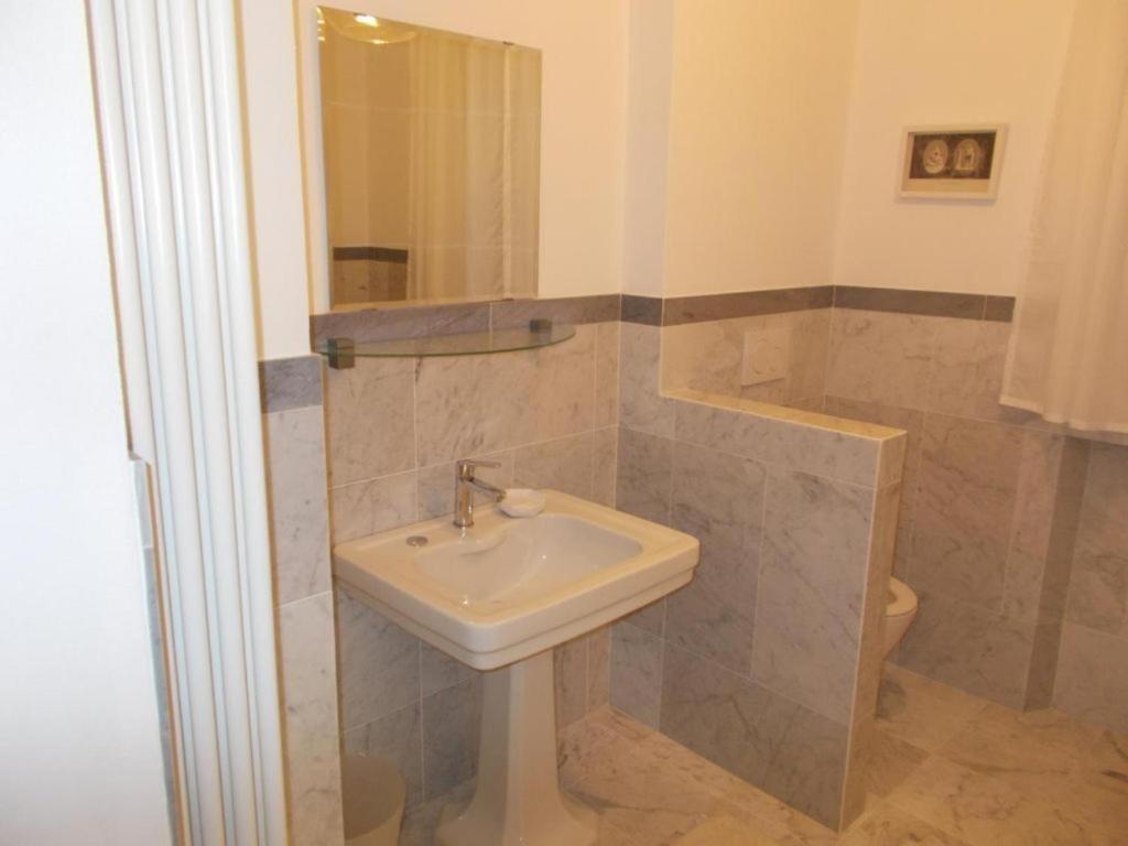 Koupelna v ubytování B&B ROSSANA