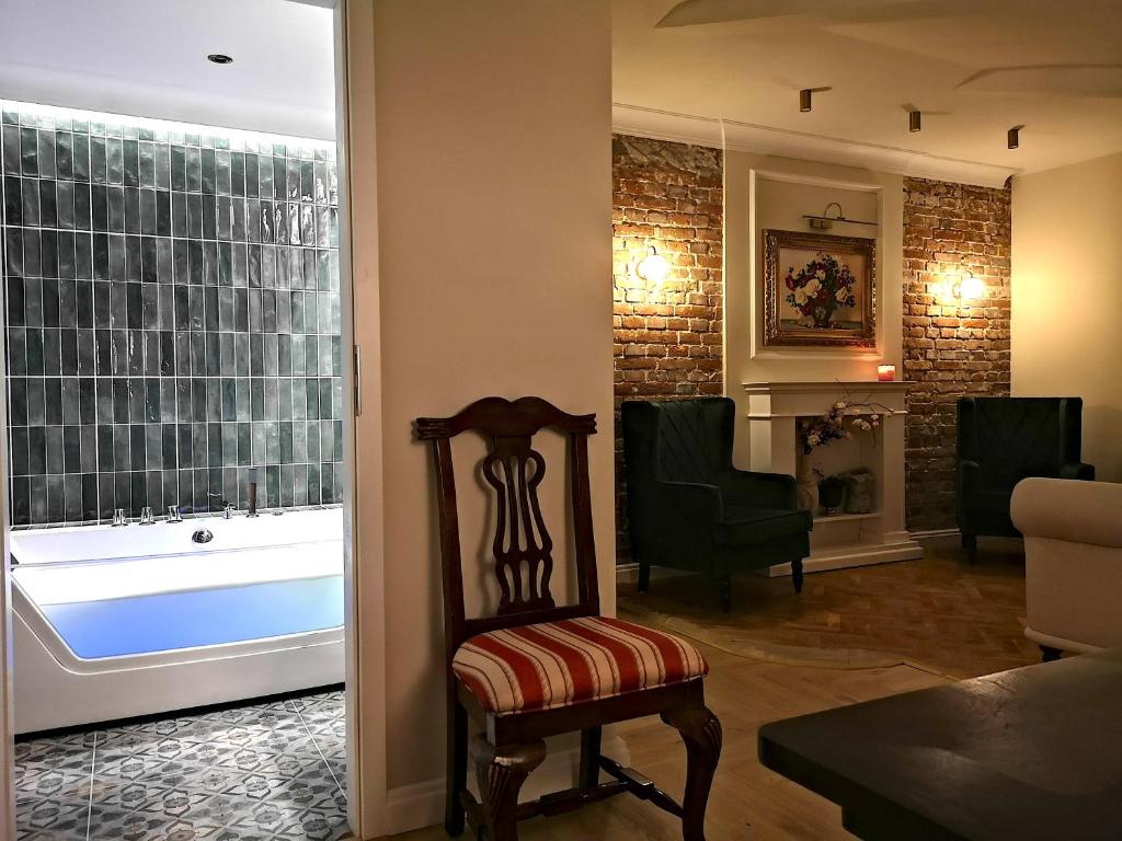 Posezení v ubytování WANNA SPA na Starym Mieście