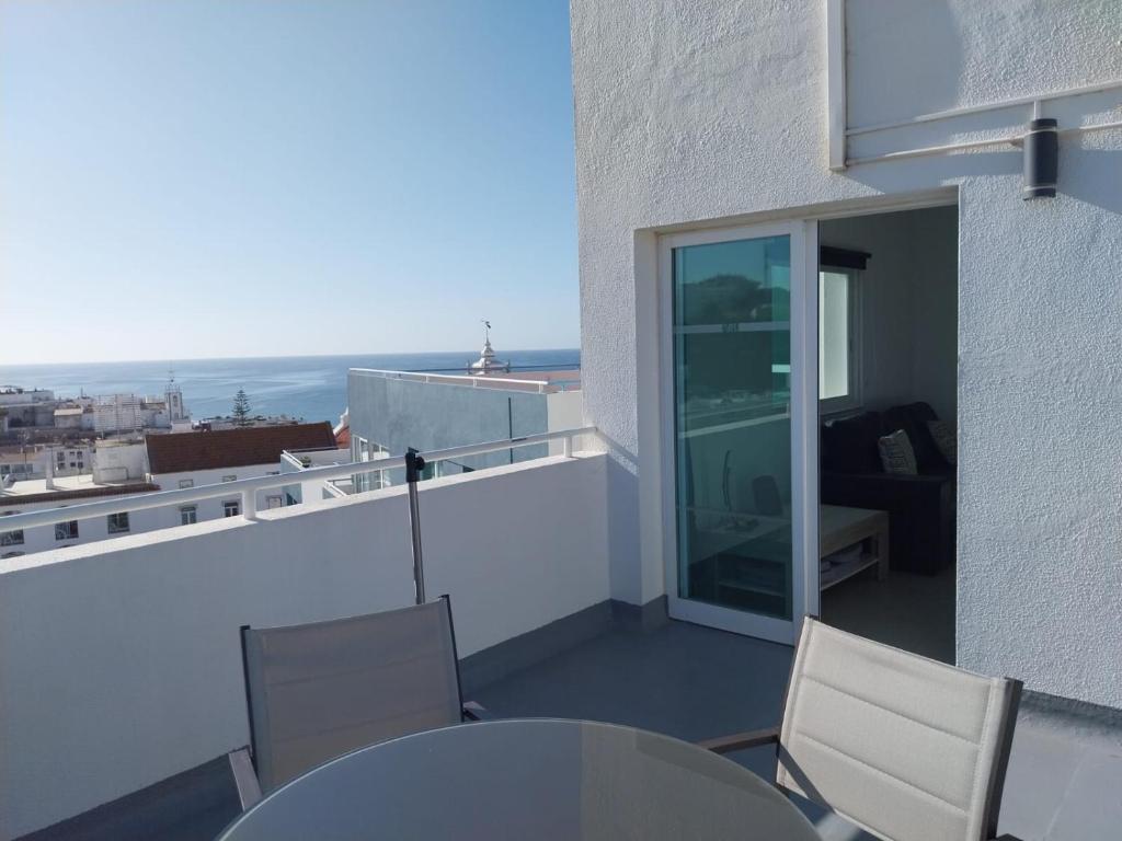 Bay View Apartments - 14