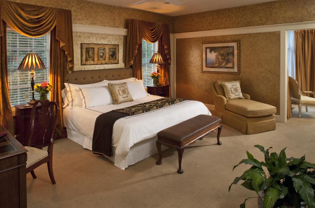Fairview Inn - Suite Royale