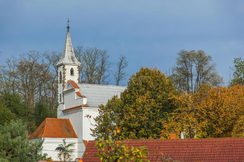 Fotografie z fotogalerie ubytování Chalupa pod Řípem v destinaci Straškov