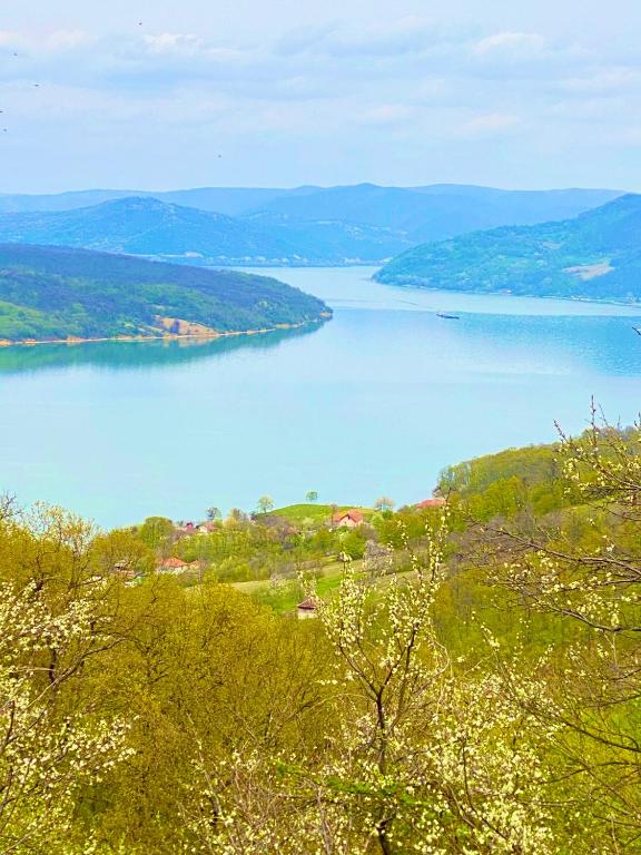 Paesaggio naturale nelle vicinanze della casa vacanze