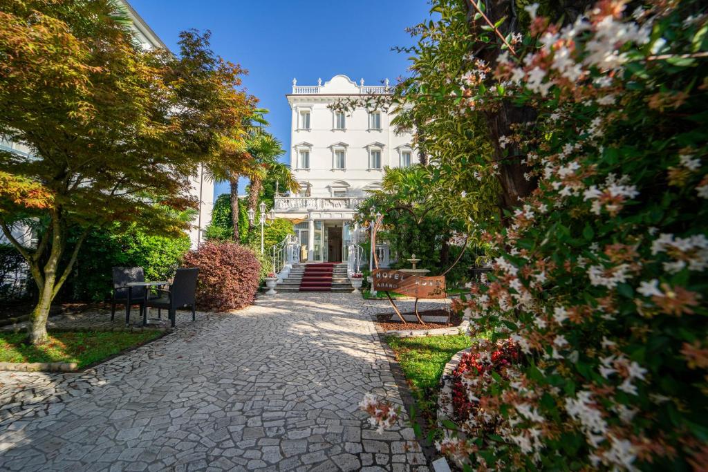Zahrada ubytování Hotel Terme Roma