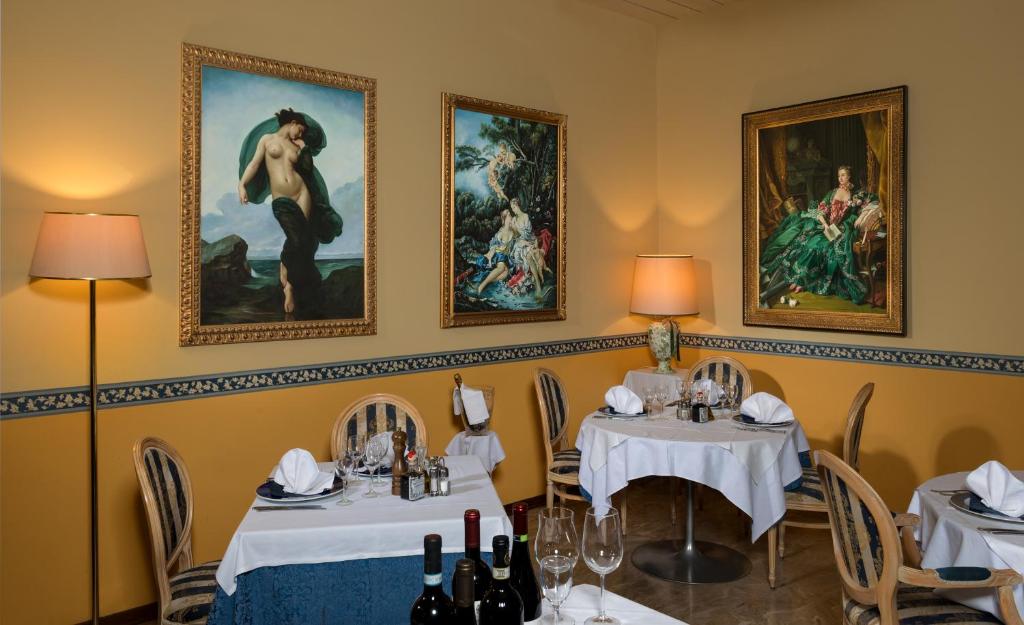 Restaurace v ubytování Hotel Terme Roma