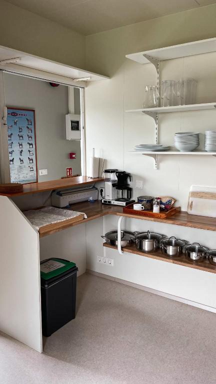Cucina o angolo cottura di Skipalaekur Guesthouse