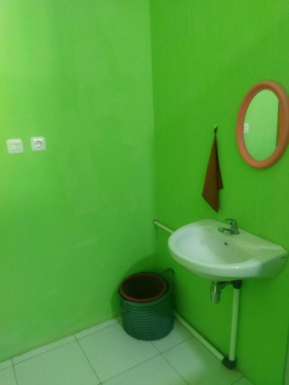 Koupelna v ubytování Akzel Homestay