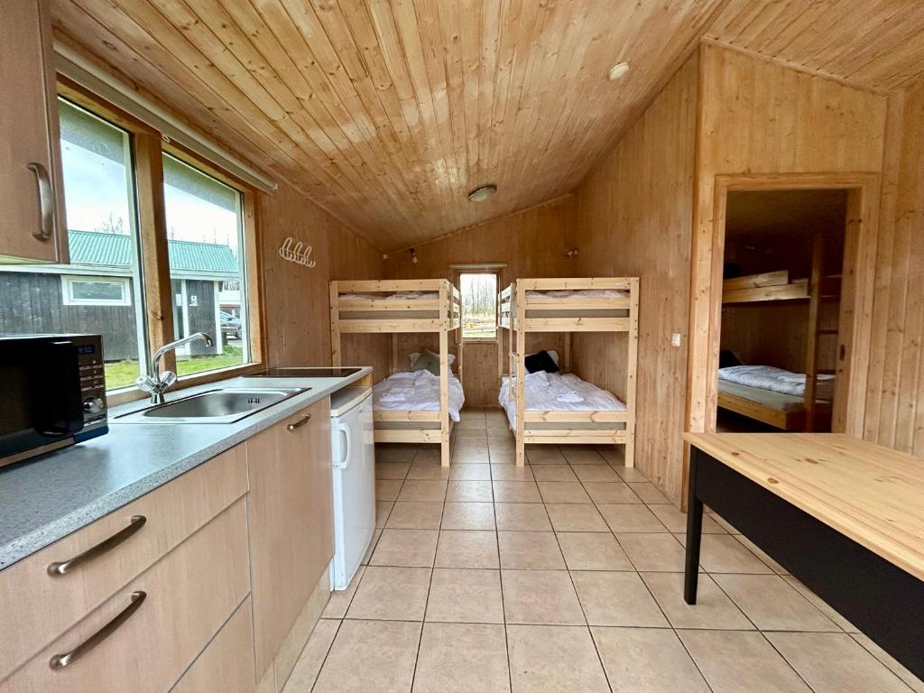 Cucina o angolo cottura di Arhus Cottage and Camping
