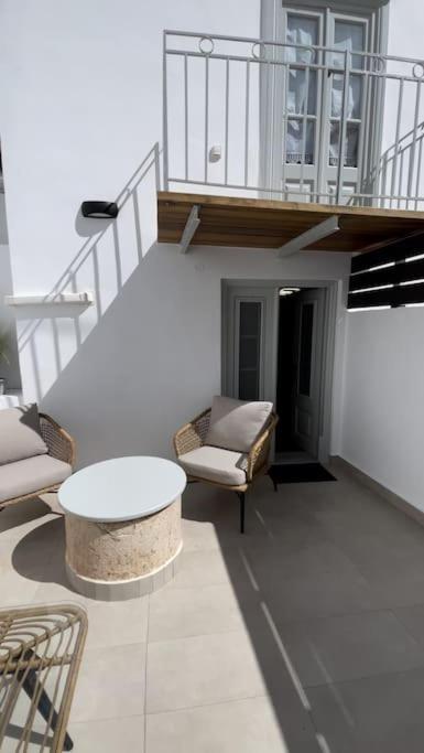 Posezení v ubytování Ether Hydra-Aesthetic Residence