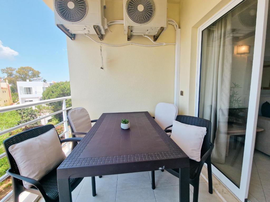 Balkón nebo terasa v ubytování Apartment Vila Marachique Elegant