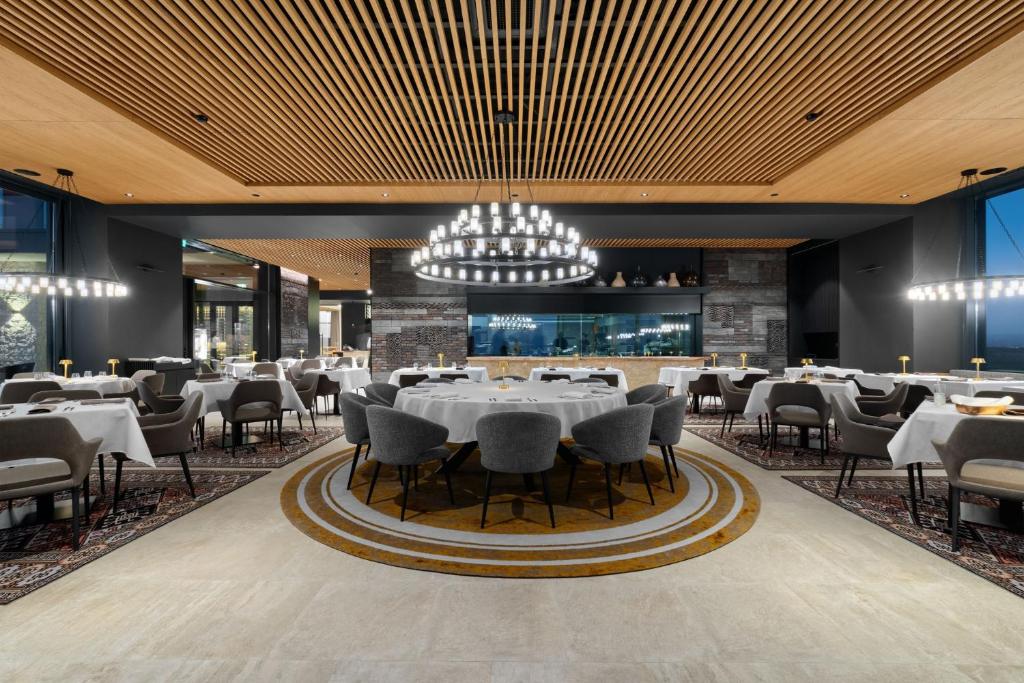 Restaurace v ubytování Katarzyna estate - L'Ambassade de Katarzyna