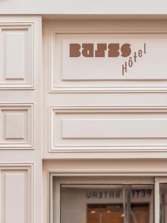 Hôtel BASSS - Resim 9