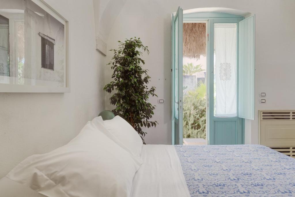 Masseria Palombara Relais & SPA - Adults only - Luxe Tweepersoonskamer Met Patio