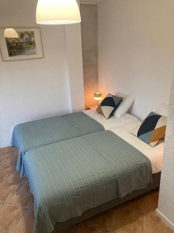 Wake Villa - Viervoudige Kamer Met Terras